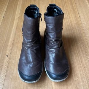 Remonte zip up ankle boots gray/brown 37